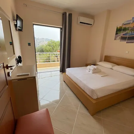 Belvedere & * Χειμάρρα