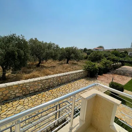 Belvedere & Apartman Himara