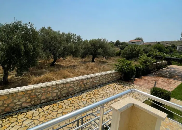 Belvedere & Apartmán Himarë