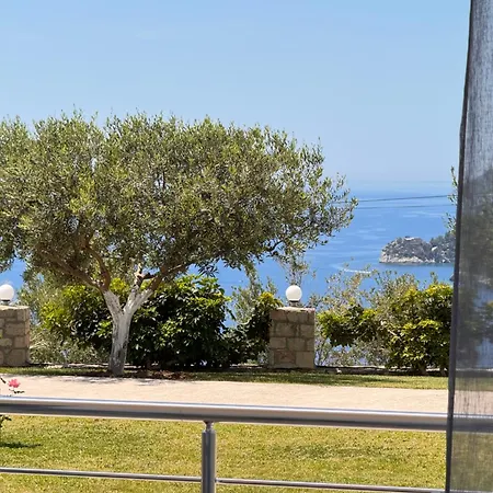 Belvedere & דירה