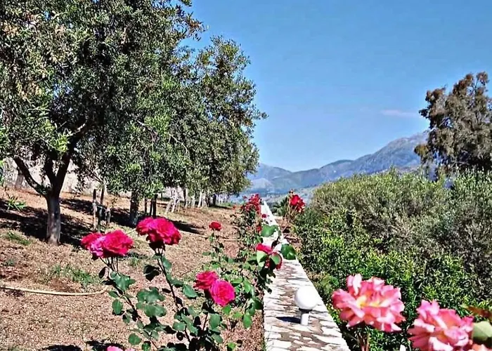 Belvedere & * Himarë
