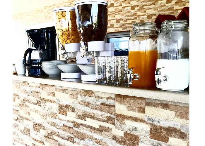 Belvedere & Apartman Himara